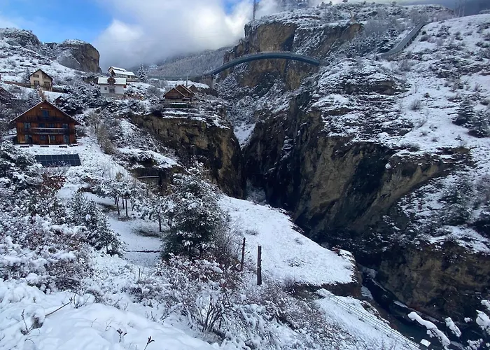 Chalet A Un Endroit Exceptionnel, Alpes, Parc National Des Ecrins