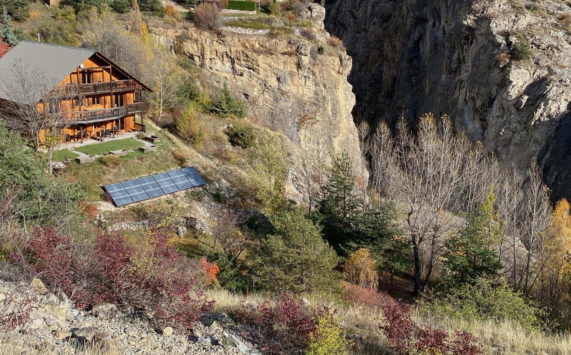 A Un Endroit Exceptionnel, Alpes, Parc National Des Ecrins Les Vigneaux
