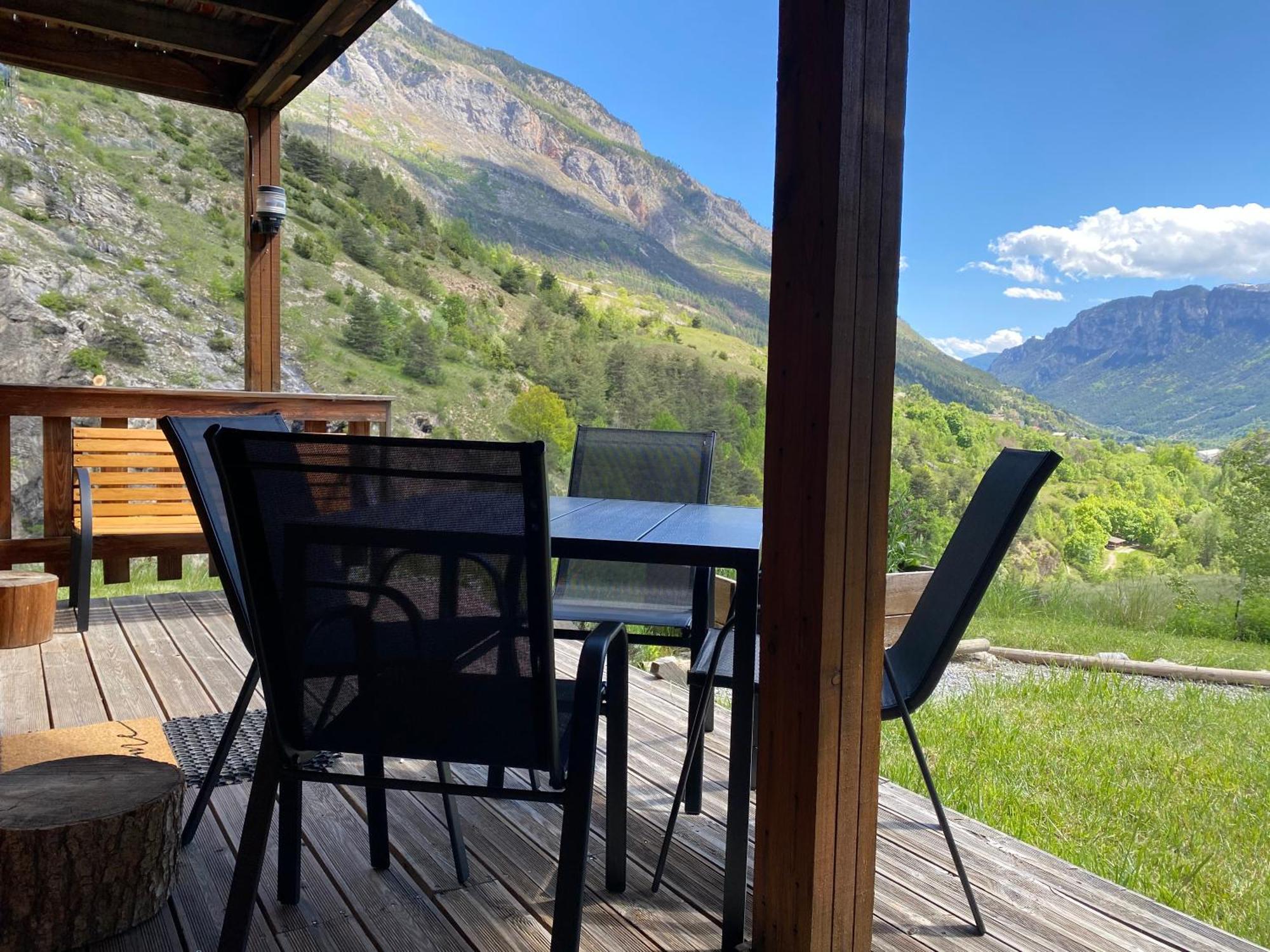 A Un Endroit Exceptionnel, Alpes, Parc National Des Ecrins * Les Vigneaux